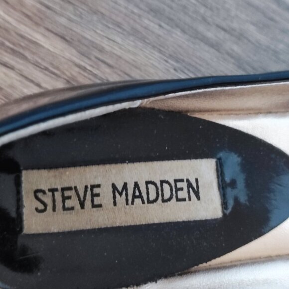 Steve Madden Round Toe Ballet Flats Size 7.5 Glossy Black Dressy Shoes - Picture 6 of 10